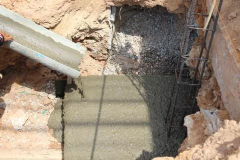 Mixed cement is made of poles. Foto stock