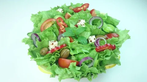 Mixed chef's Fresh vegetable salad 库存影片 89872637