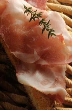 Mixed cold cuts on bread Foto stock