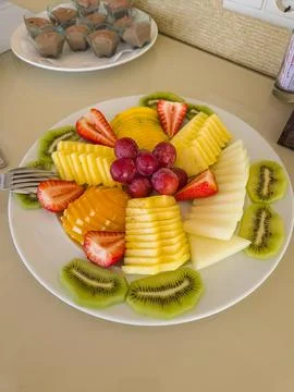 Mixed fruit platter Fotos Stock