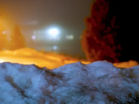 Mixed Lighting Night Time Snow Foto stock