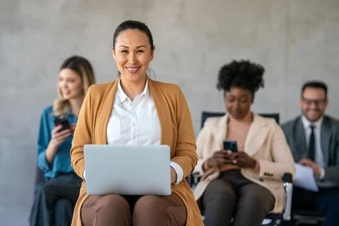 Mixed team of software engineers brainstorming ideas. Diverse app developer.. 库存照片