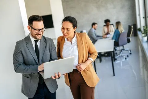 Mixed team of software engineers brainstorming ideas. Diverse app developer.. Stockfoto's
