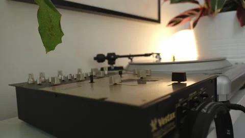 Mixer Turntable2 4k Video stock 157464709