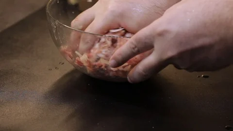 Mixing and beating lule kebab ingredients Video stock 103984901