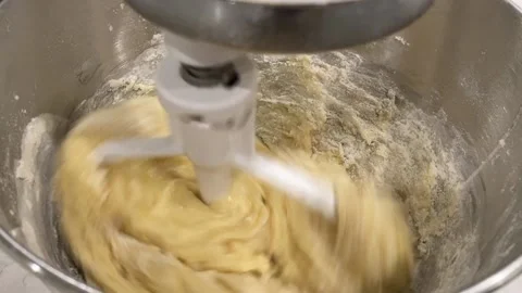 Mixing batter in a stand mixer Stock Footage 145801377