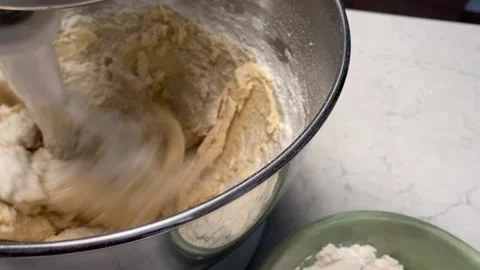 Mixing batter in a stand mixer Stock Footage 145801380