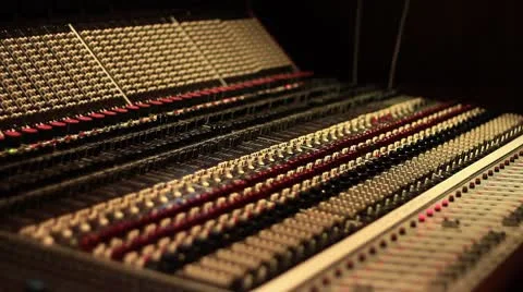 Mixing board recording studio Stockbeeldmateriaal 8848616