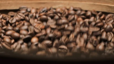 Mixing Coffee Beans. Close-up. Vídeos de archivo 108805485