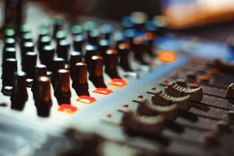 Mixing console at the concert 库存照片