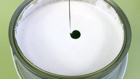 Mixing grey paint Видео 106466196