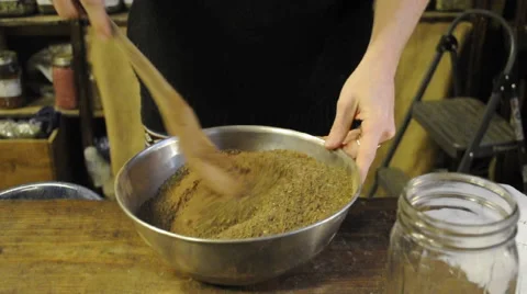 Mixing Herbs Vídeos de archivo 49587833