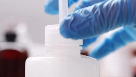 Mixing ingredients for aroma diffusers with alcohol and aromatic oils Video stock 304500622