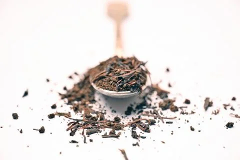 Mixture Tea Powder in Spoon, Angled Top View Macro Food Photograph with Sof.. Foto stock