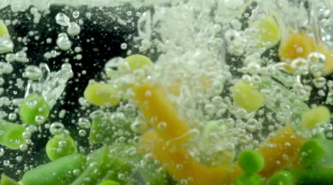 Mixture of Vegetables Fall Into the Water Vidéo 46228632