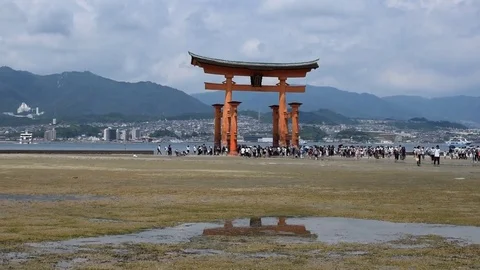 Miyajima Torii low tide Stock-Footage 79271973