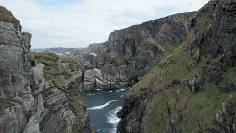 Mizen Head - County Cork - Cinematic Aerial Drone Footage - Ireland Vidéo 163977590