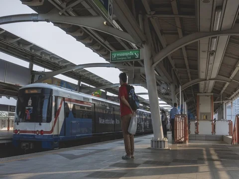 Mo Chit BTS Skytrain Station. Timelapse of People Waiting for BTS Skytrain. Stock Footage 75777200