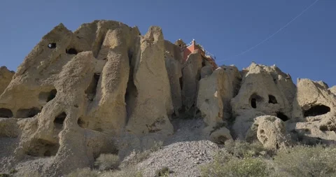 MO032 Video stock 327213663