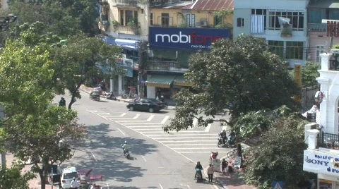 Mobifone store &amp; traffic, Vietnam Stock Footage 288327