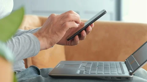 Mobile bank authentication security phone laptop 库存影片 94833009