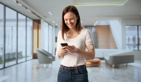 Mobile Phone App For Continuous Glucose Tracking In Diabetes Care Using Remot Stock Photos