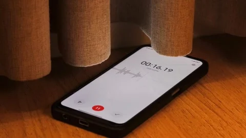 Mobile phone Video stock 332224125