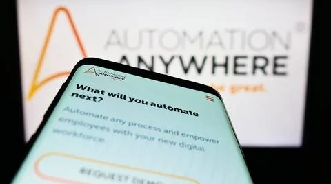 Mobile phone with website of US software company Automation Anywhere Inc. ... Foto stock