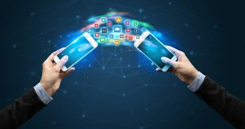 Mobile phones syncing application Stockfoto's