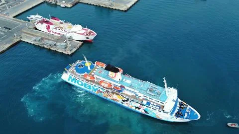 Moby Lines ferry MS Moby Kiss docking in Piombino, Italy Stock Photos