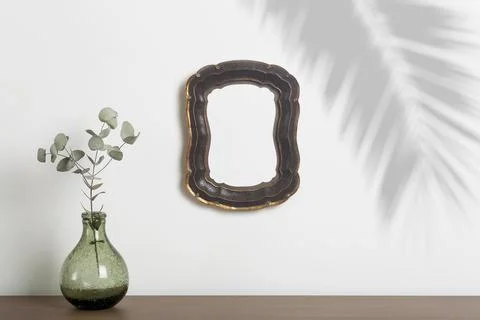 Mock up empty frame background. Empty decorative frame for a photo or painting Foto stock