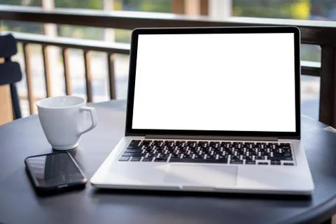 Mock up Using laptop with blank screen computer modern Foto stock