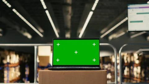 Mockup chroma key display in empty warehouse distribution center Fotos Stock