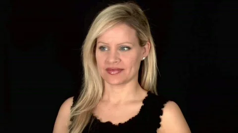 Model on Cell Phone 動画素材 331225