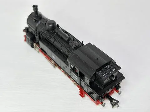 Model of German steam tank engine locomotive Фото