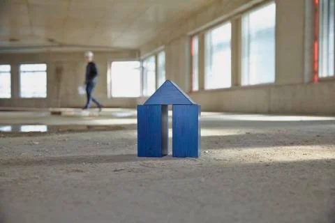 Model house made of building bricks on a construction site Fotos de archivo