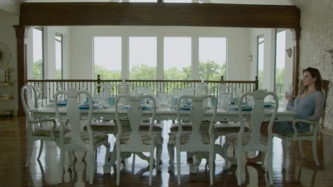 Model poses in a luxurious home Видео 89603795