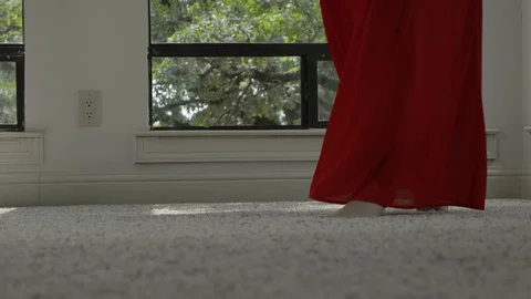 Model poses in a luxurious home Видео 89606458
