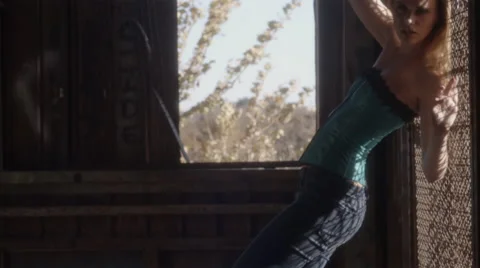  model poses in slow motion 動画素材 45793672