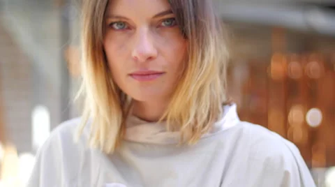 Model posing during photo session and looking in camera 스톡 동영상 59735143