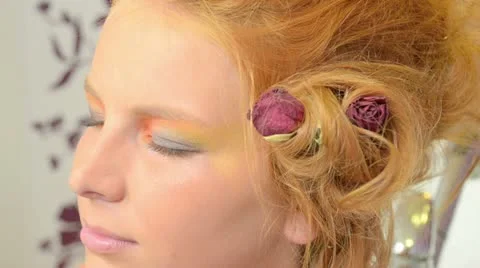 Model putting makeup Stock Footage 12173131