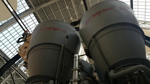 Model of Russian RD-170 space rocket engine at Space hall, VDNKh Stockbeeldmateriaal 88585027