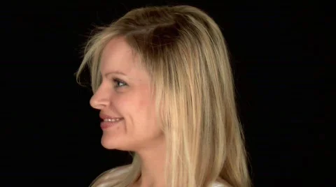 Model - Set Centered 動画素材 331286