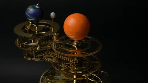 Model of the sun, earth and moon in miniature. Rotation of the earth around the Видео 102897412