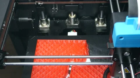 Modern 3d printer creates the first layer 動画素材 89658477