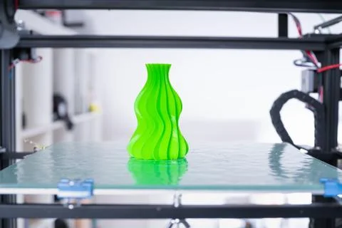 Modern 3D printing.. 3d printer mechanism working during the processes. Foto stock