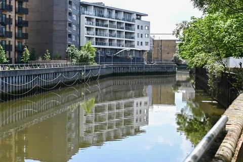 Modern accommodation in Barking along River Roding Stock Photos