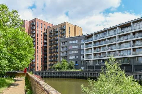 Modern accommodation in Barking along River Roding Stock Photos