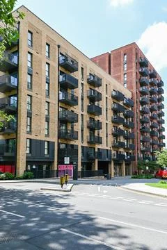 Modern accommodation in Barking along River Roding Stock Photos