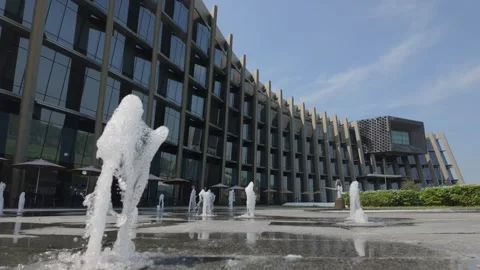 Modern Architecture and Interactive Fountain at National Palace Museum Sout.. Stockbeeldmateriaal 341527740